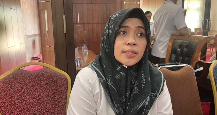 Staff DPPPA Kutim, Nurhaya, yang mewakili Kepala Bidang (Kabid) Pemenuhan Hak Anak DPPPA Kutim, Rita Winarni. (Ist)