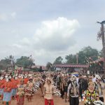Pembukaan Festival Budaya Ufah kembali digelar masyarakat Dayak Kayan di Desa Miau Baru, Kecamatan Kongbeng, Kutai Timur (Kutim), Minggu (9/8). (Dok. Gemparkutim)